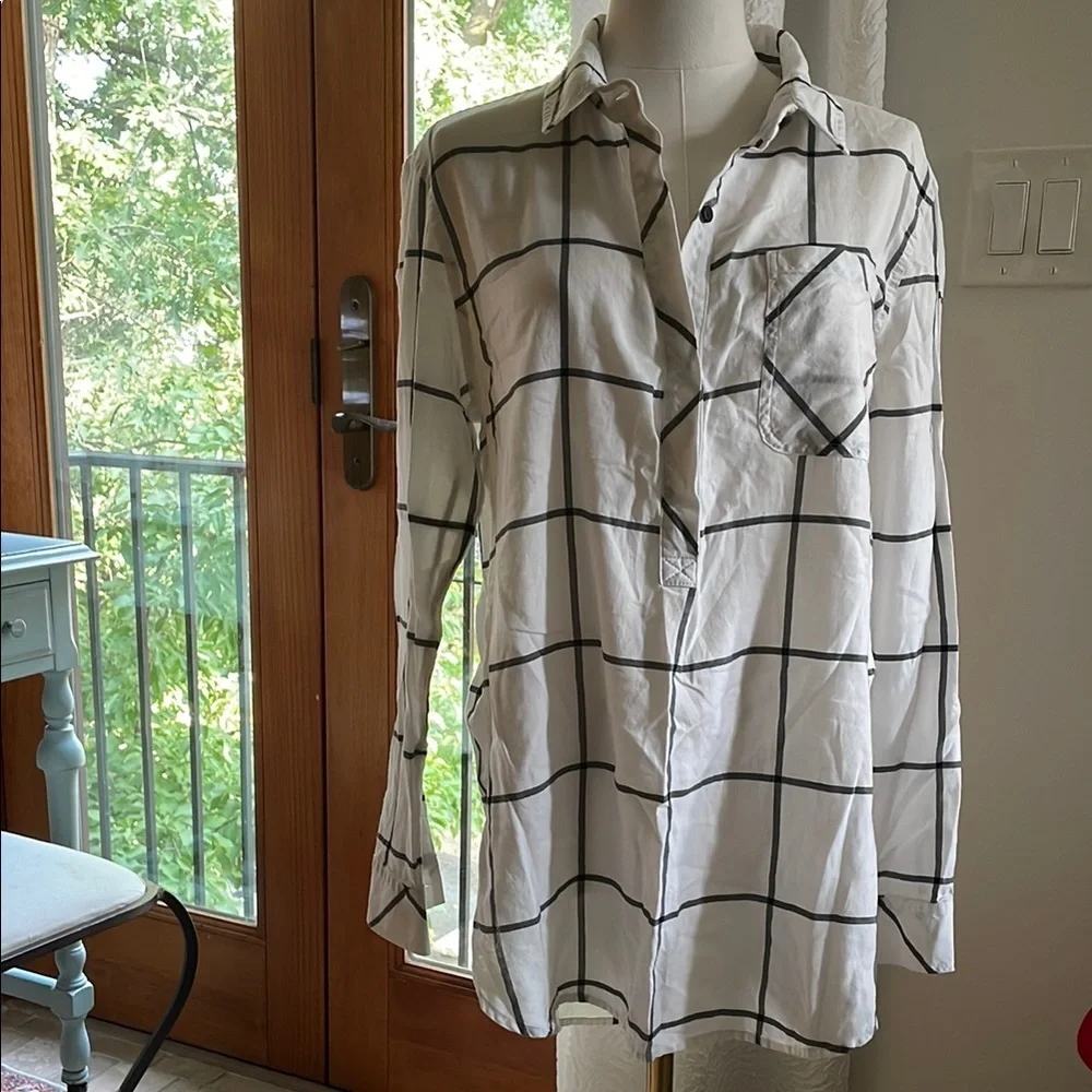 Athleta Presidio White and Black Checkered Button-Up Shirt Tunic EUC - Picture 2 of 9